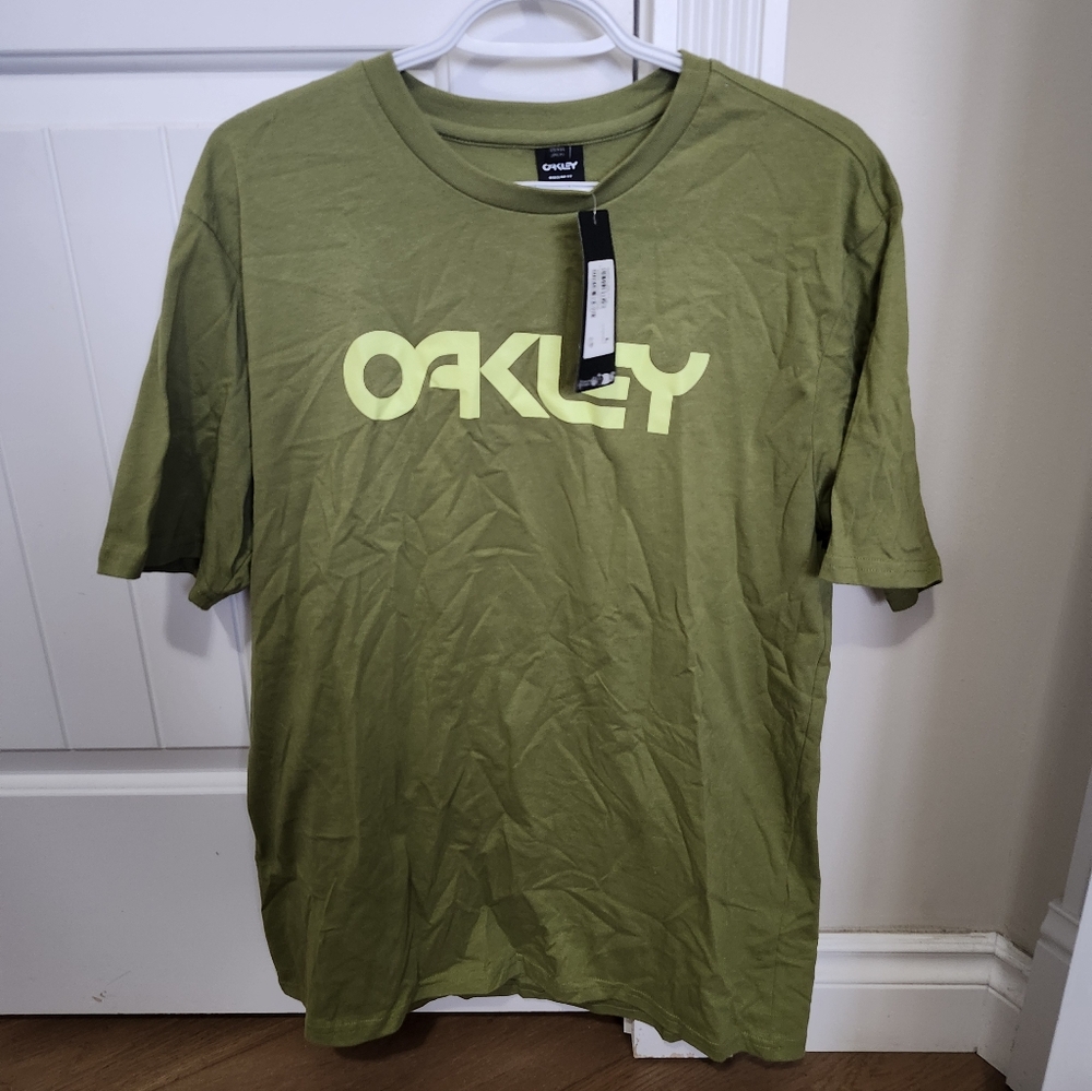 Brand New Oakley Shirt